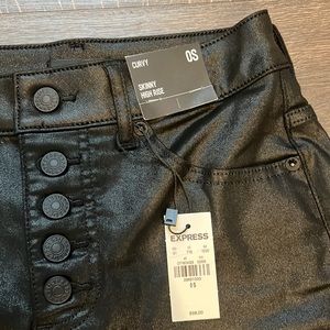 NWT Express women’s coated jeans OS curvy